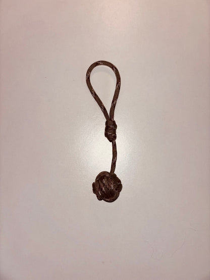 Touline sable noire et blanche